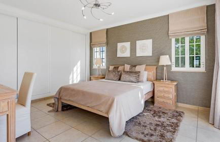 Lovely Very Private Villa with Beautiful Gardens - Foto 56