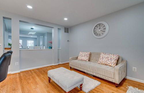 Peaceful Luxury 3 beds*Lake*Kitchen*LaundryMetro - Foto 11