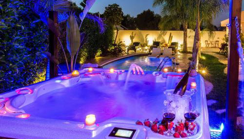 Antonakis Villa Secret Pool & Hot Tub Hideaway - Foto 3, Garden