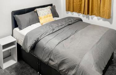 New Manchester City Getaway House with 2 FREE Parking - Foto 33