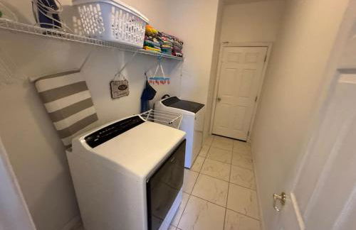 4 Bedroom games room hot tub and pool close to parks - Foto 68