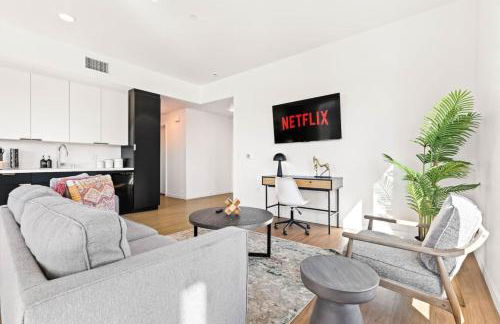 Spacious 1-BD with Stunning City Views in DTLA - Foto 7