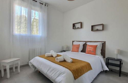 *Au Bord du Canal*Entre Paris et Disneyland - Foto 8