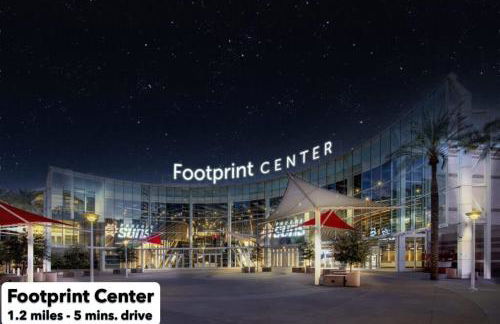 Modern 2BD DT - Balcony, Gym, W-D, Parking - Sleeps 8 - Photo 41