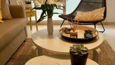 Designer's Flat - 3 Bdrm - Wifi - Best Location - Photo 4