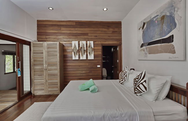 Joy Beach Villas - Photo 44