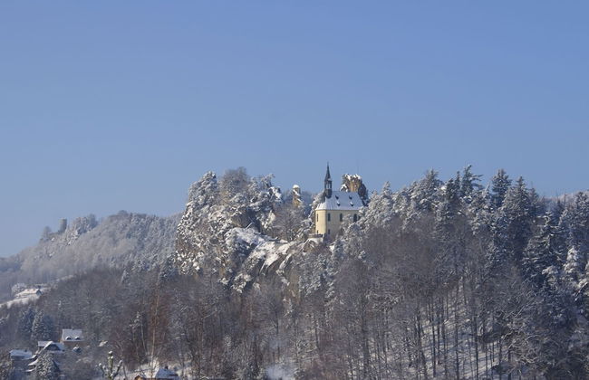 Comfortable Detached House With Large Garden - Photo 31