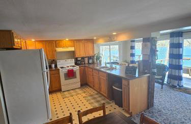 Lakefront Fun on Papakeechie | Kayaks & More! - Foto 31