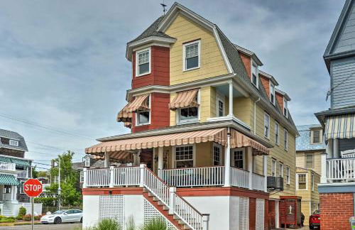 Striking Cape May Getaway, Steps From the Beach! - Foto 1