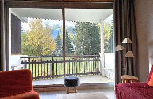 Sunny balcony steps from the slopes - Foto 25