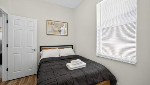 Stylish Home- Mins to St Josephs Hospital & DT - Foto 3