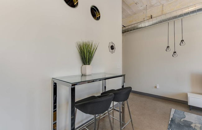 Brand New Stunning Unit Downtown - Foto 17