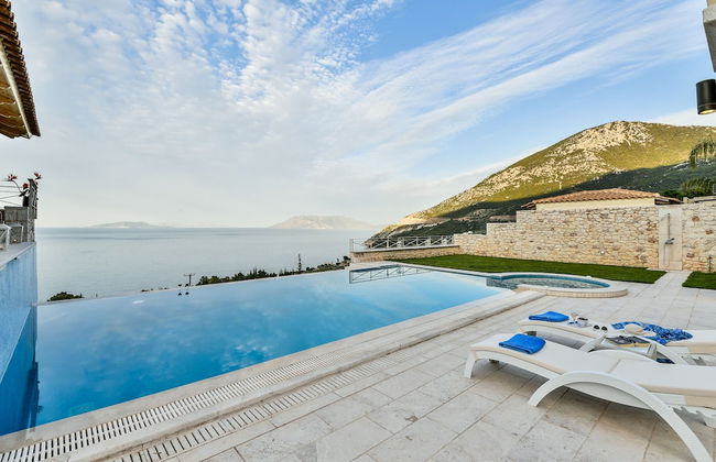 Villa with Striking views over the infinity Pool - Foto 1