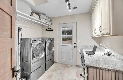 Sedona's Paradise Found, Saltwater Pool and Hot Tub, Private Oasis! - Foto 59