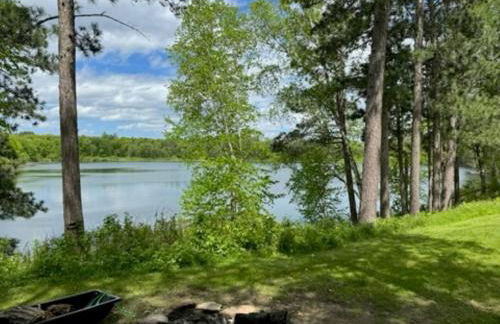 Large Home with lake views and space to entertain friends - Foto 4