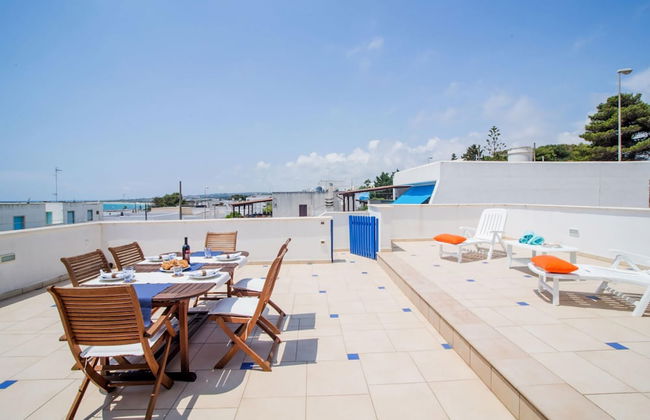 Penthouse Azzurra Sea View Near Beach - Photo 2