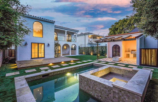 Bella Villa - Photo 34