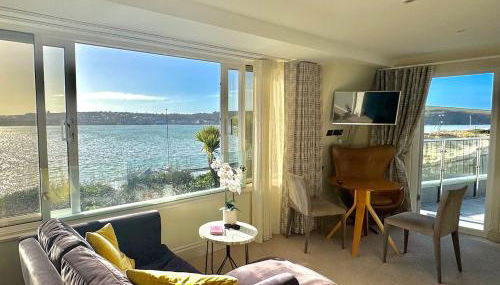 Bijou Beachfront Gem, Rock - Foto 2