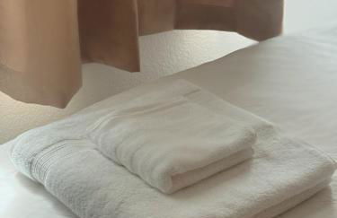 Elegant Suite at Marina-Venice Beach with Pool, Jacuzzi, GYM by Holisticā Retreats - Foto 14