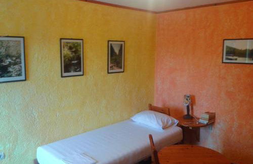 Sunrise Apartments - Photo 8