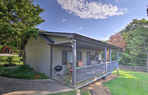7 Mi to Downtown Morganton: Cabin w/ Fire Pit! - Photo 23