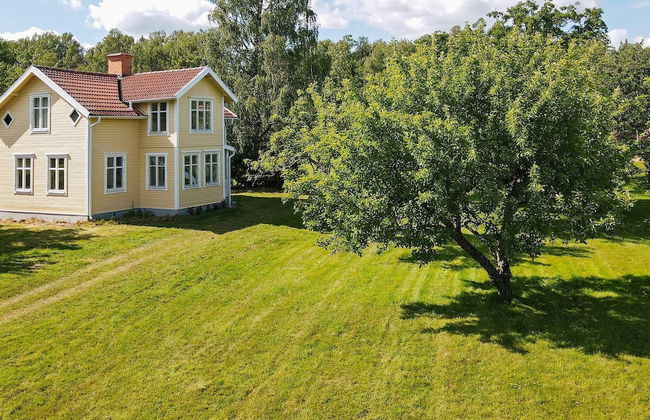 Historic Cottage by Lake Yngern - Foto 18