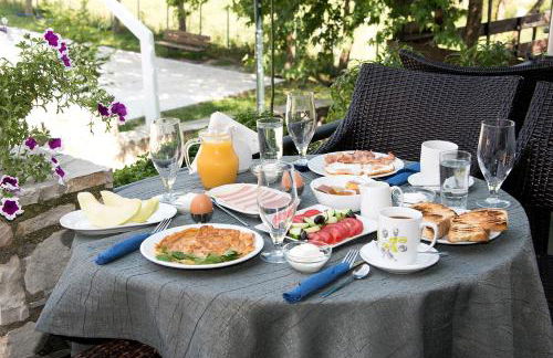 Anamniseis - Foto 32