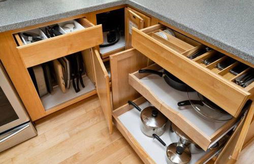 Stunning 2 Bedroom 1 Bath Home near BART - Photo 58