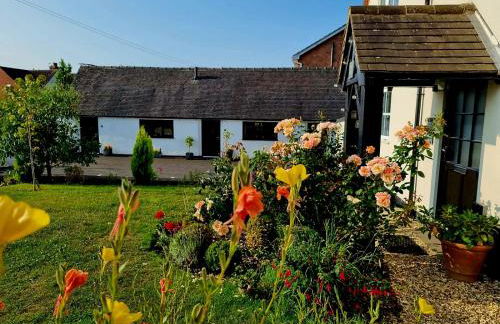 Little Park Holiday Homes Self Catering Cottages 1 & 2 bedrooms available close to Tutbury Castle - Foto 3