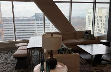 Lux High Rise one stop 2 bedroom private Share kitchen Professional Respected apartment - Foto 19