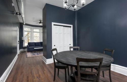 Flats on Front - Riverfront Gem Fast Wi-Fi 2F - Foto 3