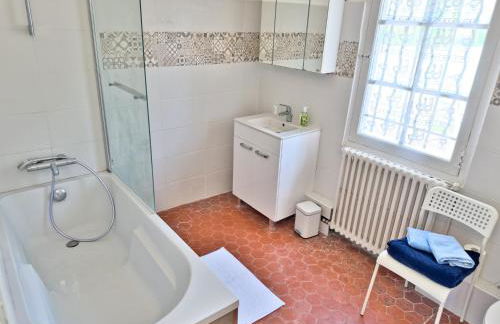 Maison de Charme Classée 3 étoiles - Calme, Jardin, Salle de Sport, Piscine - Foto 7