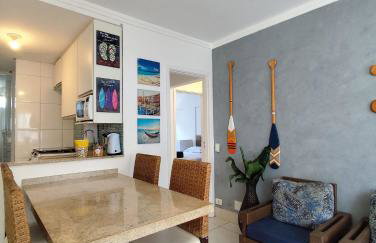 Apto 5E - 2 Quartos com Ar Condicionado, 2 Banheiros, 1 vaga e Internet - Frente ao Mar - Foto 8