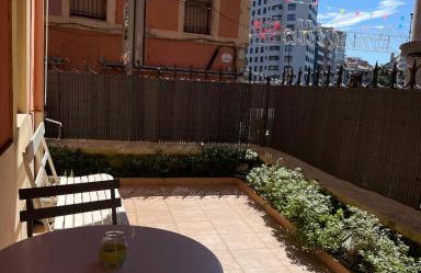 TERRAZA PRIVADA CON VISTAS AL PUERTO DEPORTIVO - Cimadevilla - Foto 3