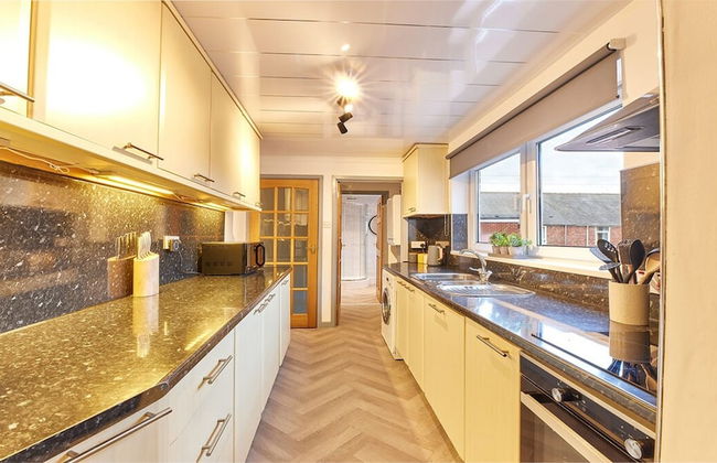 Host Stay Inness House - Foto 9