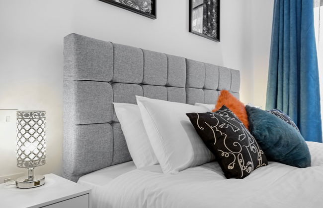 Belmore 1 & 2 Bedroom Luxury Apartment - Foto 44