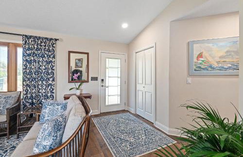 Tropic Bliss l Backyard Oasis l Mins to DNTN - Foto 8