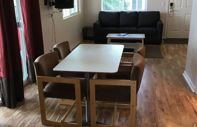 Clear Lake Cottages & Marina - Foto 34