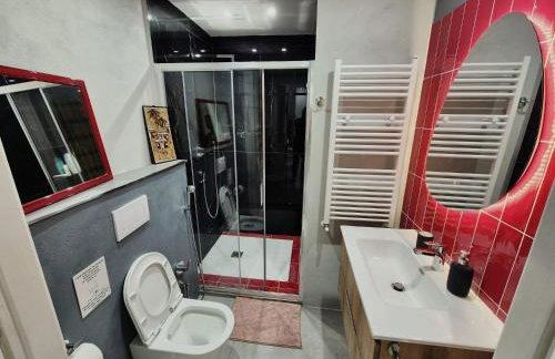 Colosseum Apartment, 3 bedrooms, 3 baths, large living room with a sofa bed, the apartment can accommodate 8 people - Foto 13