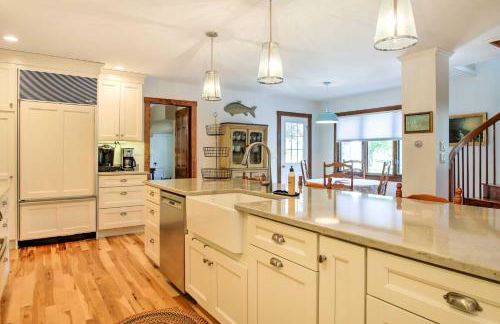 Large Kennebunk Home, Walk to Beach Less Than 2 Mi to Town - Foto 16