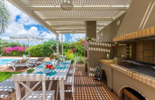 Aria Villas - Private Pool, Playground, Ping Pong & Close to Beach, By ThinkVilla - Foto 19