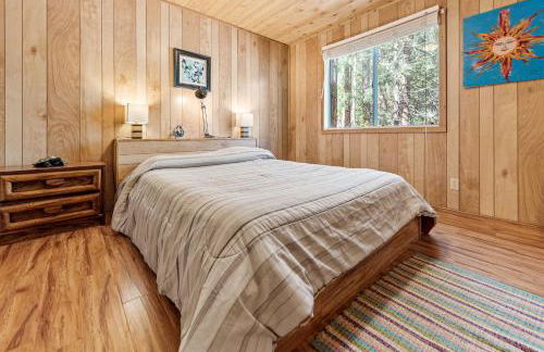 Granny's Love Shack - TRANQUIL RETREAT STEPS AWAY FROM THE NATIONAL FOREST! - Foto 3