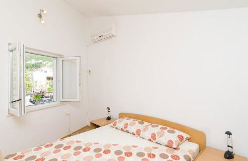Apartments & Rooms Bari i -Comfort One Bedroom Apartment with Balcony and Garden View Apt Preko-5 - Foto 6