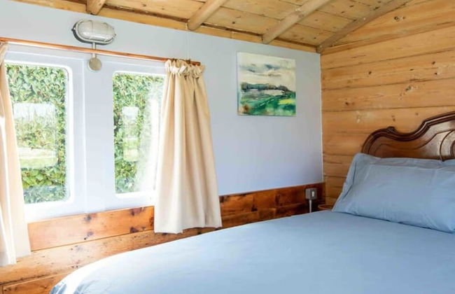 Unique Comfy Remodelled Railway Carriage - Foto 17