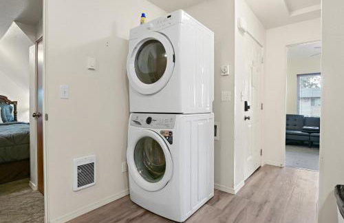 Maple Leaf Manor Suites - Photo 46