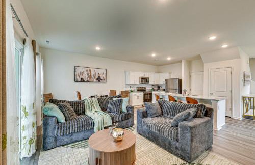 Screened Patio Townhome 3 Mi to Dtwn Wilson! - Foto 1