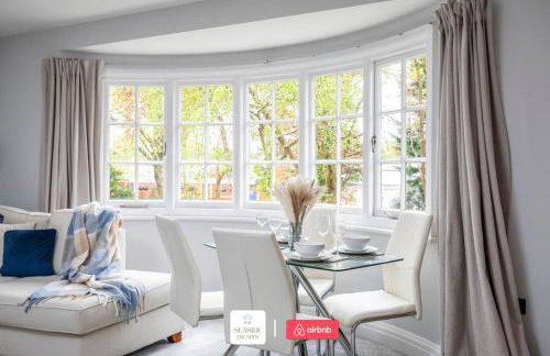 Treeside Place l Seaside Escapes Short Lets & Serviced Accommodation - Foto 3