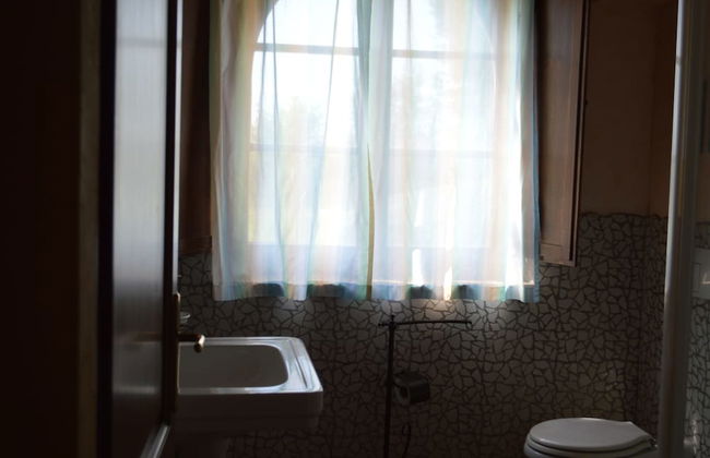 Cottage With Private Swimming Pool - Photo 7