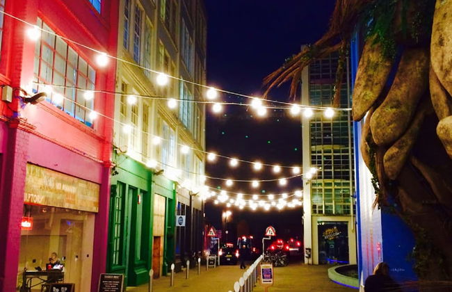 Stylish 2 Bed 2 Bath Apt in BMH City Centre - Photo 31