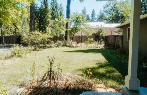 Grass Valley Home with Hot Tub - Photo 42